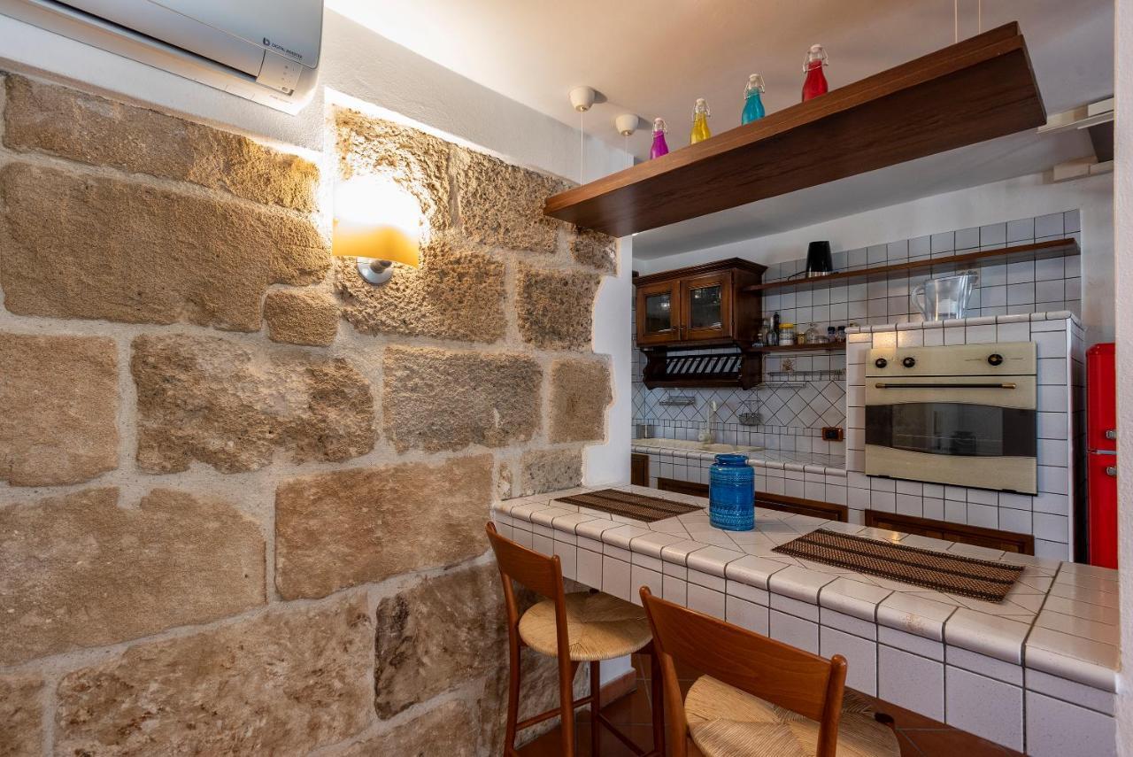 Ferret Apartment Алгеро Екстериор снимка